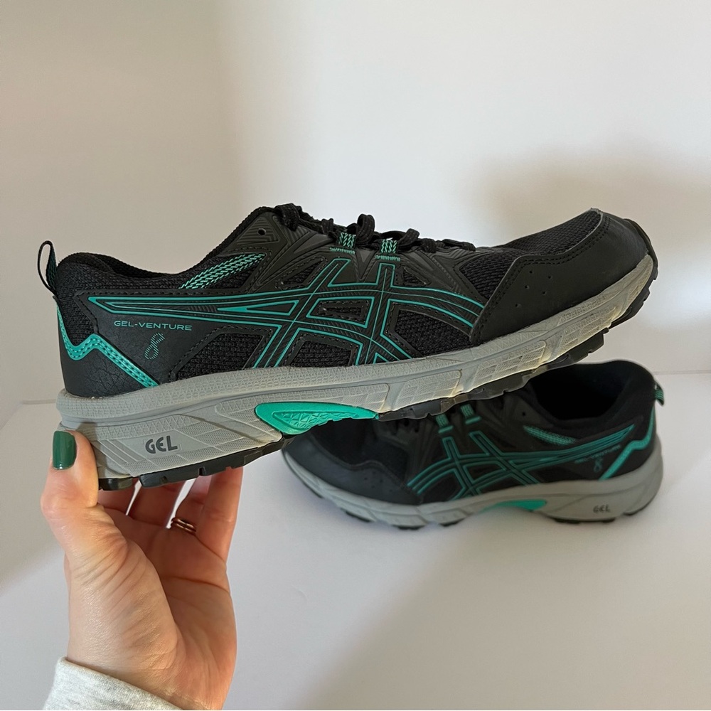 Women’s ASICS Gel-Venture 8 Trail Running Shoes Size 8
